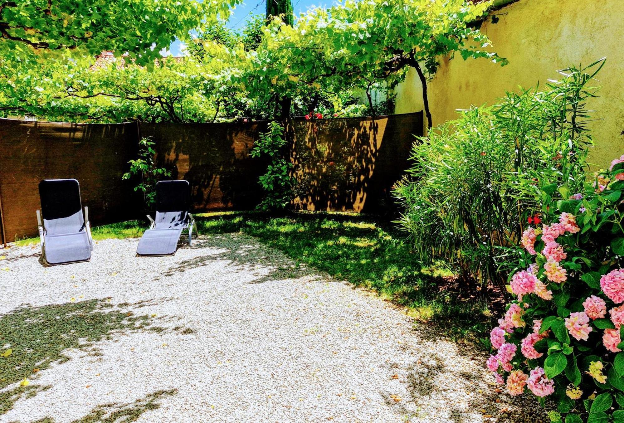 Apartma Jezevi Sezana Luaran gambar